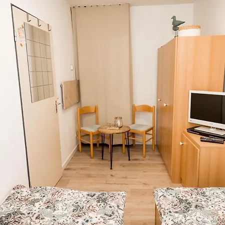 2zi-ferienwohnung Am Südstrand Mit Eigenem Parkplatz Perfekt Für Familie Apartamento *