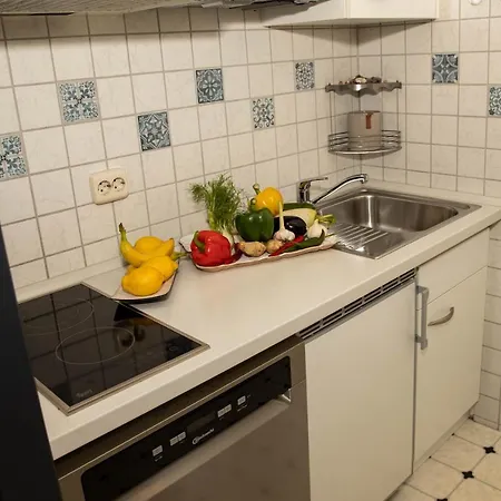 2zi-ferienwohnung Am Suedstrand Mit Eigenem Parkplatz Perfekt Fuer Familie Lägenhet